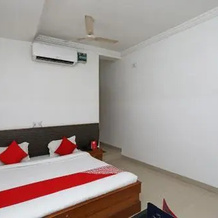 Hotel Yuvraj by OYO Room, 巴加尔普尔 — 照片 3