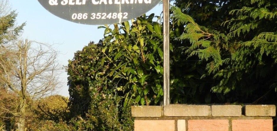 Farnham view b & b near Farnham estate, Cavan — photo 1