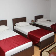 Hotel Royal 2, Урзичены — фото 2