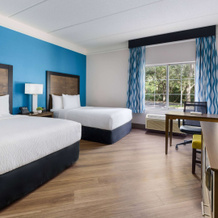 La Quinta Inn & Suites by Wyndham Tampa Brandon Regency Park, 布兰登 — 照片 3