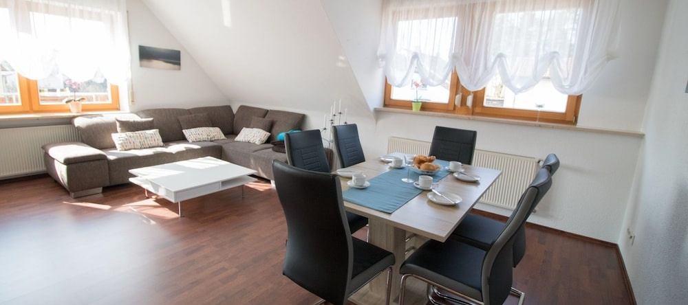 Ferienwohnung Weiher nähe Nürnberg Messe, 施万德 — 照片 1