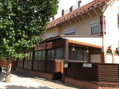 Megálló Panzió, Sandorfalva — photo 1