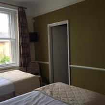 The Pines Guest Accommodation, Chippenham — photo 5