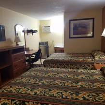 Budget Inn, Keokuk — photo 5