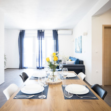 1Oak Rentals, Вир — фото 4