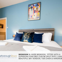 Beautiful Victorian Townhouse Great location close to THE BEACH and Peasholm Park with FREE PARKING SLEEPS 9, Scarborough — photo 2