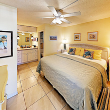 2700 Gulf Blvd 5E Condo 1 Bedroom 1 Bathroom Condo, Belleair Beach — photo 5