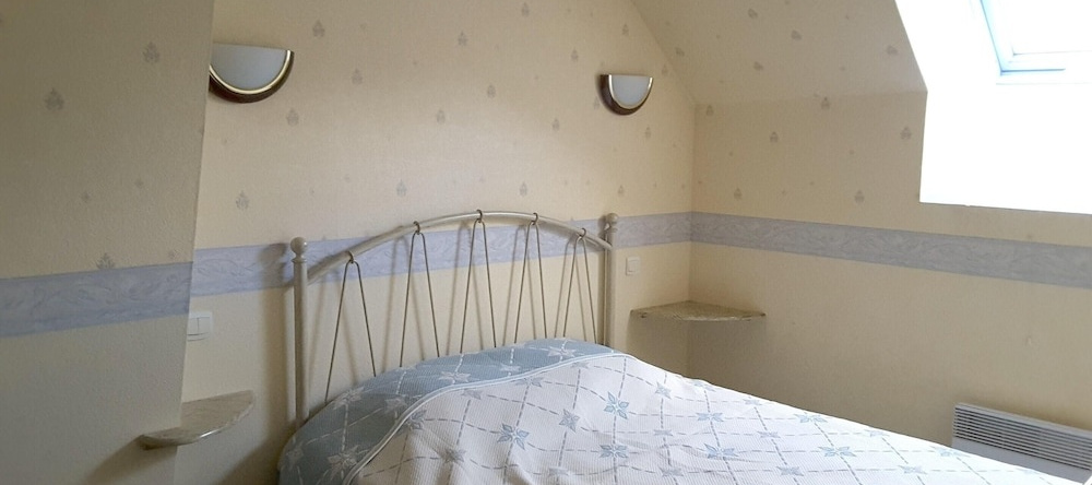 Mansion With 2 Bedrooms in Miniac-morvan, With Wifi - 7 km From the Be, Miniac-Morvan — photo 1