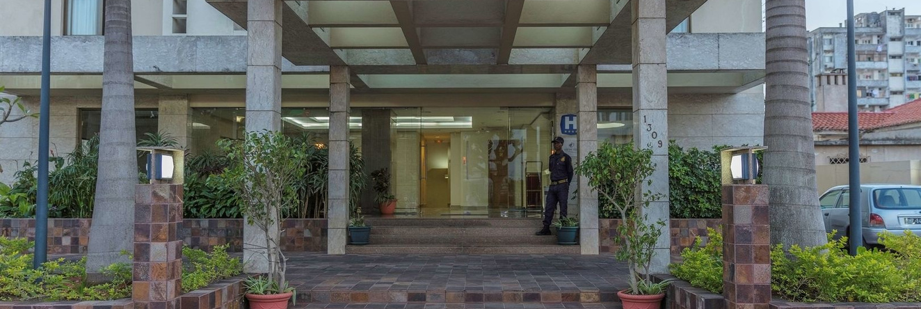 VIP Executive Suites Maputo Hotel, Maputo — photo 1