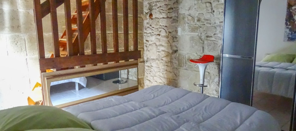 Appartement Numéro 5, Монфрен — фото 1