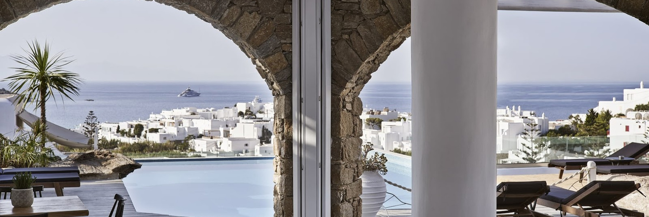 Mr & Mrs White Mykonos, Platis Gialos — photo 1