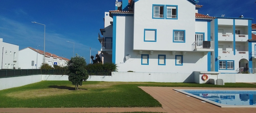 Baluarte Citadino-Baleal Beach Lodge, Пениче — фото 1