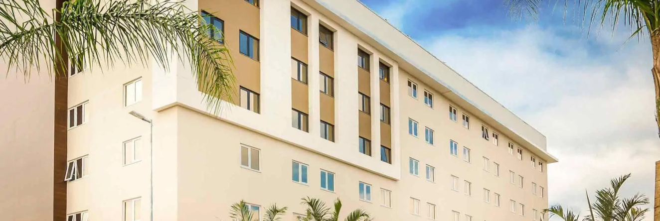 ibis Porto Alegre Assis Brasil, 阿雷格里港 — 照片 1