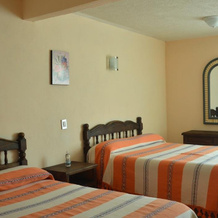 Hotel and Restaurant Los Arcos, 特拉尔普哈瓦 — 照片 4