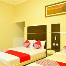 OYO 816 The SO Hotel, 巴图卡拉斯 — 照片 3