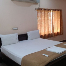 Iroomz Aditya Residency, Кадапа — фото 3
