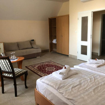 Festetich Kastélyszálló és Zsuzsanna Hotel, 伯格特 — 照片 3