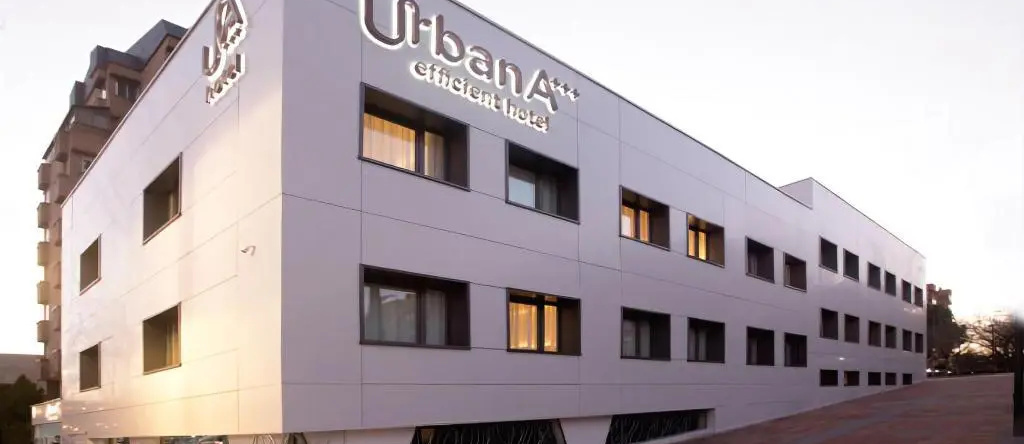 Urbana +++ Tres Cantos, Трес Кантос — фото 1