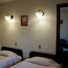Hotel Du Miroir, 青木 — 照片 2
