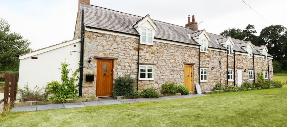 Bryn Farm Cottage, 莫尔德 — 照片 1