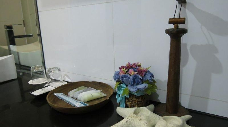 Anilao Awari Bay Resort, Mabini — photo 1