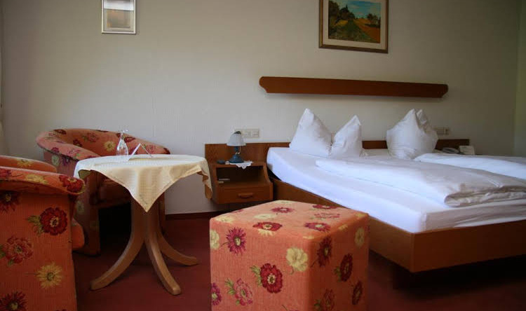 Hotel-Restaurant Kohlenbacher-Hof, 瓦尔德基希 — 照片 1