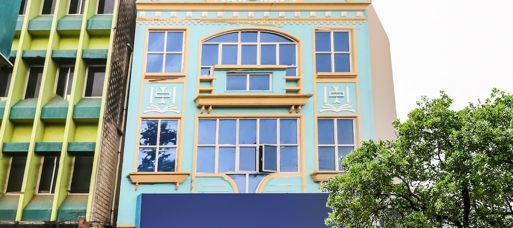 SPOT ON 46554 Hotel Bhawani Palace, Brahmapur — photo 1