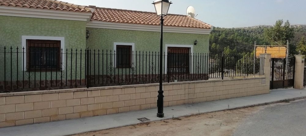 Casa Rural Puente Del Segura B, 埃尔切德拉谢拉 — 照片 1