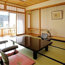 Menard Aoyama Resort: Wafukan Utatsukasa, Iga — photo 2