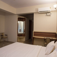 OYO 9248 Hotel Shrinidhi, 内拉曼加拉 — 照片 3