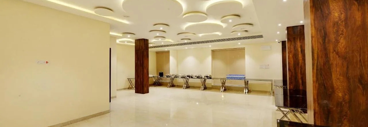Mastiff Select Gulbarga Hotel, 古尔伯加 — 照片 1