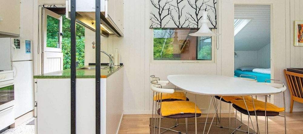 Tranquil Lakeside Retreat in Ry-by Traum, 里 — 照片 1