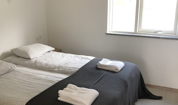 Kirkjufell Guesthouse and Apartments, Grundarfjordur — photo 1