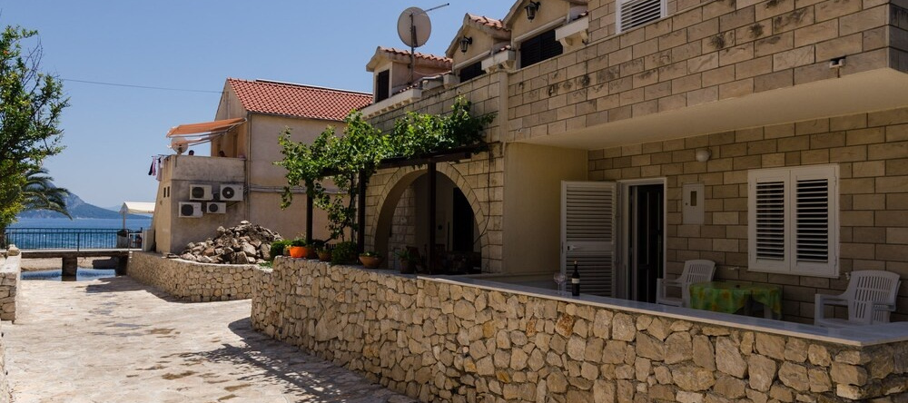 Holiday Home Jasenka Trstenik, 特尔斯泰尼克 — 照片 1