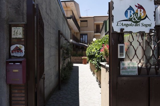 B&B L'Angolo dei Sogni, Nicolosi — photo 1