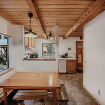 Mt Baker Lodging - Cabin 67 - Private 2-story Cabin With a Private hot tub, Maple Falls — photo 4