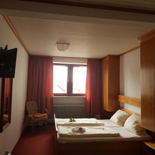 Hotel Laufelder Hof, Лауфельд — фото 3