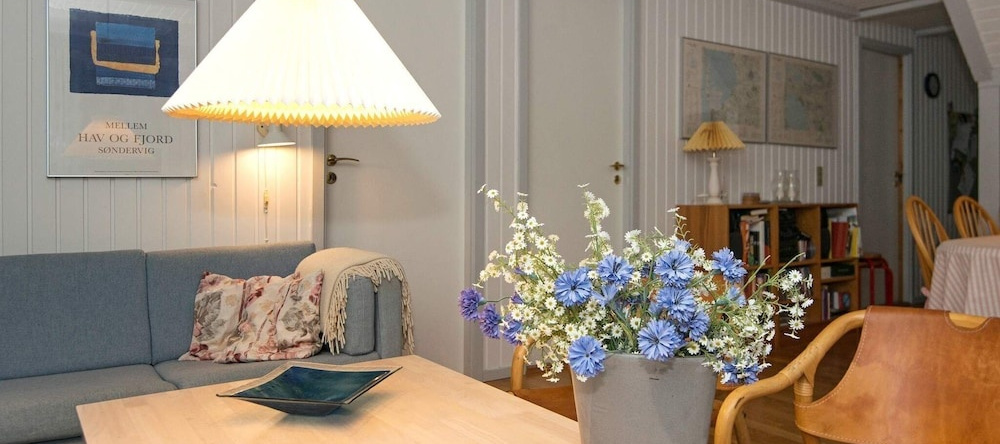 Traditional Holiday Home in Hvide Sande With Terrace, Hvide Sande — photo 1