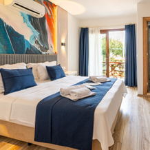 Rota Hotel, Karaburun — photo 2