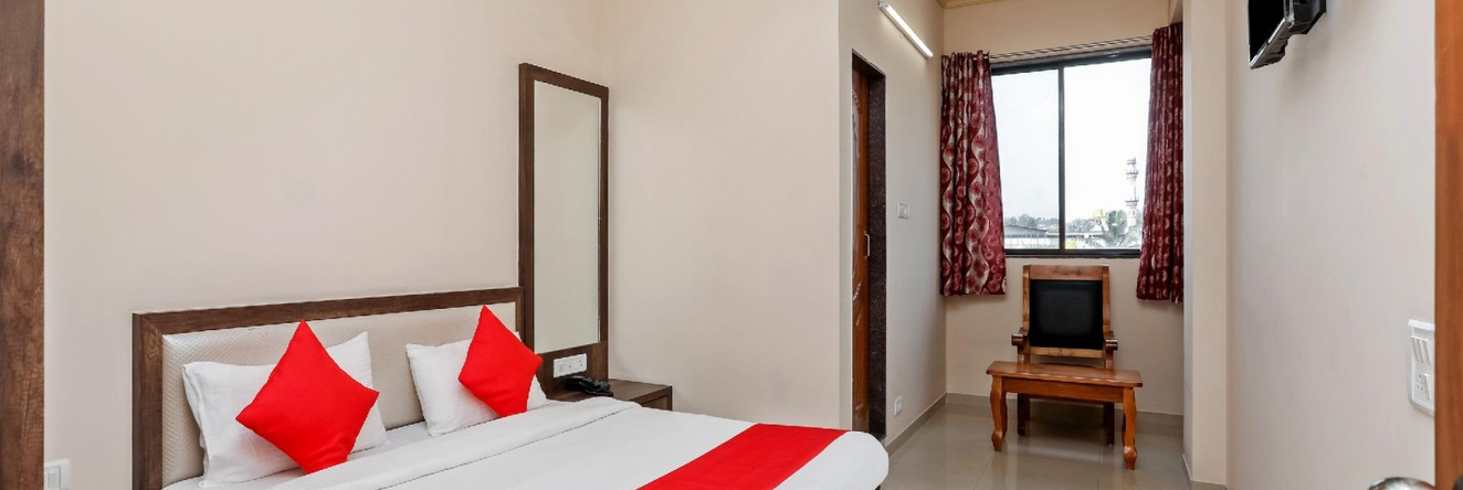 OYO 26603 Hotel Prakash International, Gonikoppal — photo 1