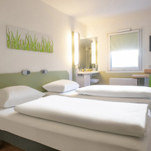 B&B HOTEL Düren, Dueren — photo 5