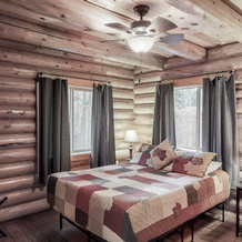 Bearfoot Chalet, Coles Corner — photo 5