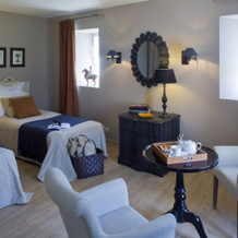 Hôtel Traiteur les Ormes, The Originals Relais, 巴讷维尔-卡特雷 — 照片 5