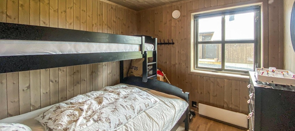 Awesome Home in Svingvoll With Wifi and 3 Bedrooms, Skei — photo 1