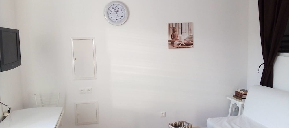 Appartement refait à neuf-Pont St Esprit, 蓬圣埃斯普里 — 照片 1