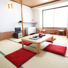 Kamenoi Hotel Kusatsu Yubatake, 草津 — 照片 3