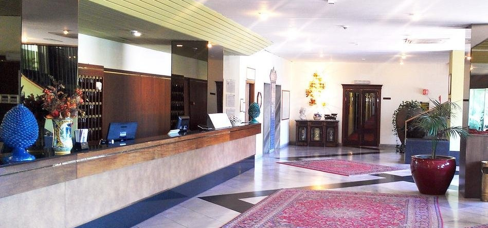 Sigonella Inn, 莫塔圣阿纳斯塔西娅 — 照片 1