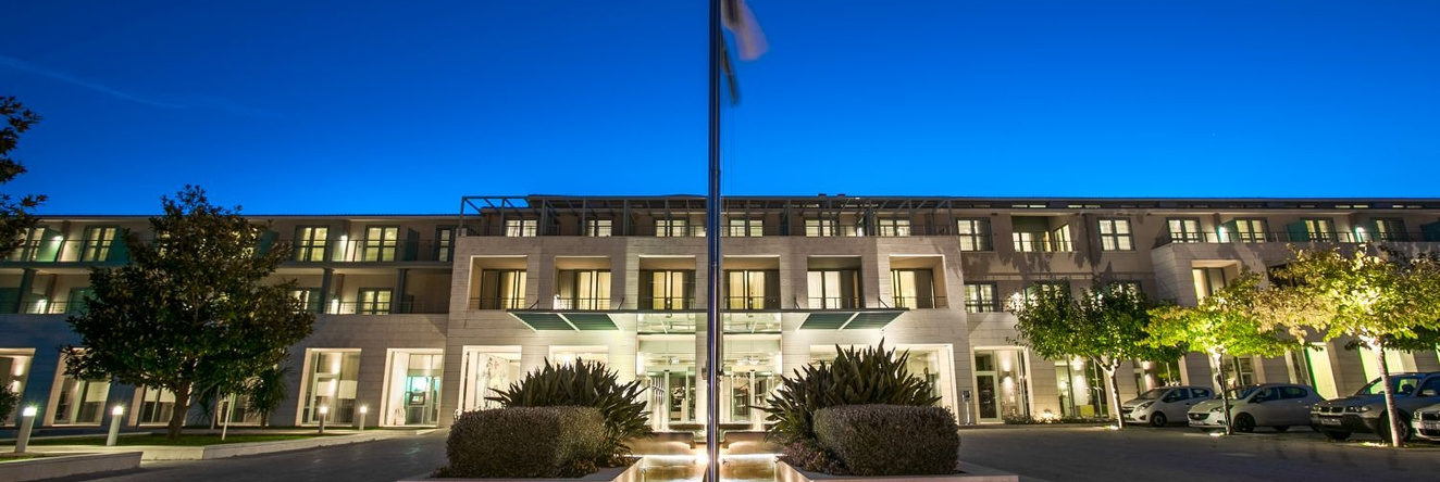Admiral Grand Hotel, 斯拉诺 — 照片 1
