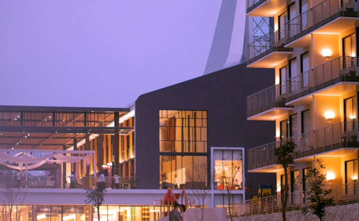Golden Tulip Holland Resort, 巴图 — 照片 1