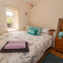 Cozy Cwtch Cottage, Llandyfriog — фото 2